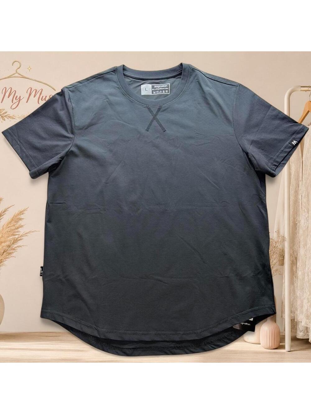 MagnaMan Men's Dark Gray T-Shirt Size Large
